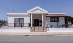 5 bedroom house for sale in Chloraka