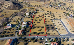 Residential 7507 m2 for sale in Tseri, Nicosia