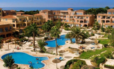 Lovely 2 bedroom apartment with swimming pool for sale in Kato Paphos