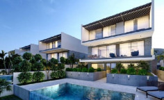 Luxury 4 bedroom house with swimming pool for sale in Peyia