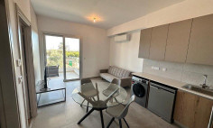 1 bedroom furnished apartment with swimming pool to rent in Zakaki