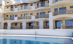 Luxury 2 bedroom apartment with swimming pool for sale in Universal