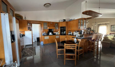 7 bedroom house for sale in Emba