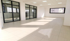 Large commercial for sale in Agios Nicolaos