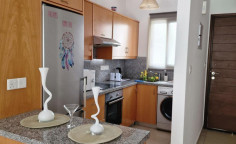 Spacious 2 bedroom maisonette with swimming pool for sale in Universal
