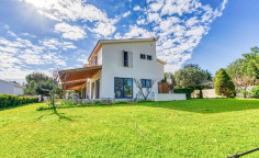 6 bedrooms detached villa for sale, Protaras 
