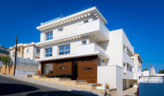 Beautiful 2 bedroom apartment for sale in Germasogeia