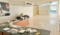 Spacious commercial to rent in Strovolos
