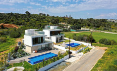 Modern 4 bedroom villa in the heart of Protaras 