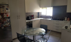 Large 3 bedroom furnished apartment to rent in Acropolis