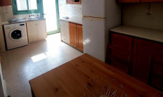 2 bedrooms furnished apartment to rent in Aglantzia