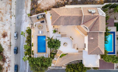 Luxury 6 bedroom mansion in Moutagiaka, Limassol 