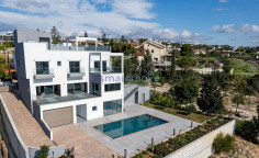 7 bedroom detached villa for sale Limassol 