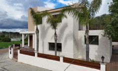 Beautiful 3 bedrooms house for sale in Latsia