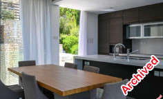 4 bedroom house with swimming pool to rent in Tsada