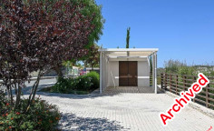 4 bedroom house with swimming pool to rent in Tsada