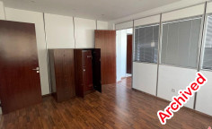 Luxury office to rent in Agias Zonis