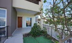 Large three bedrooms apartment for sale in Lakatamia