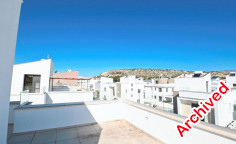 5 bedroom furnished house with swimming pool to rent in Oroklini