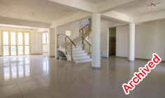 Spacious 4 bedroom house with swimming pool for sale in Perivolia