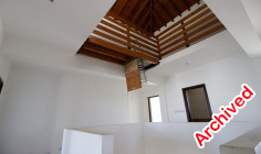 Spacious 4 bedroom house with swimming pool for sale in Perivolia
