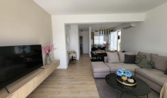 Spacious three bedroom house with swimming pool for sale in Peyia