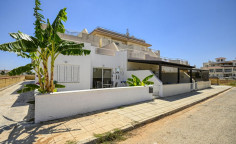Spacious 2 bedroom furnished apartment for sale in Paralimni
