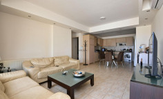Spacious 2 bedroom furnished apartment for sale in Paralimni