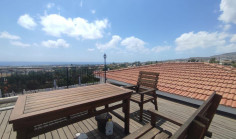 Spacious 3 bedroom furnished villa with swimming pool to rent in Peyia