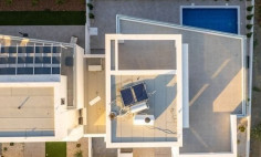 4 bedroom furnished villa with swimming pool to rent in Livadia