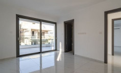 4 bedroom furnished villa with swimming pool to rent in Livadia