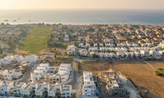 4 bedroom furnished villa with swimming pool to rent in Livadia