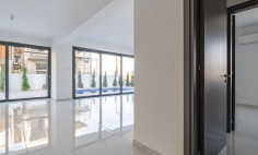 4 bedroom furnished villa with swimming pool to rent in Livadia