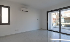 4 bedroom furnished villa with swimming pool to rent in Livadia