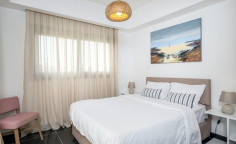 Luxury 3 bedroom furnished house with swimming pool to rent in Perivolia