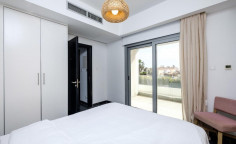 Luxury 3 bedroom furnished house with swimming pool to rent in Perivolia