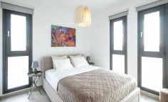 Large 4 bedroom furnished house with swimming pool to rent in Livadia