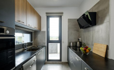 Large 4 bedroom furnished house with swimming pool to rent in Livadia