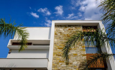 Lovely 4 bedroom furnished house with swimming pool to rent in Livadia