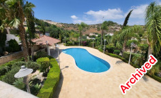 4 bedroom unfurnished villa with swimming pool for sale in Pyrgos