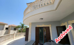 4 bedroom unfurnished villa with swimming pool for sale in Pyrgos