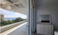 1 bedroom apartment with swimming pool to rent in Makenzy