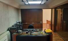 4 bedroom furnished apartment for sale in Larnaca Centre