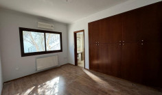 Luxury 4 bedrooms house with swimming pool for sale in Moni