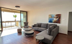 3 bedroom furnished apartment with swimming pool to rent in Amathus area