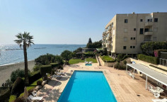 3 bedroom furnished apartment with swimming pool to rent in Amathus area