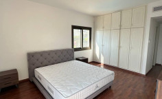 3 bedroom furnished apartment with swimming pool to rent in Amathus area