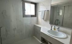 3 bedroom furnished apartment with swimming pool to rent in Amathus area