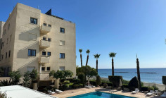 3 bedroom furnished apartment with swimming pool to rent in Amathus area