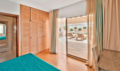 3 bedroom penthouse for sale in Mouttagiaka